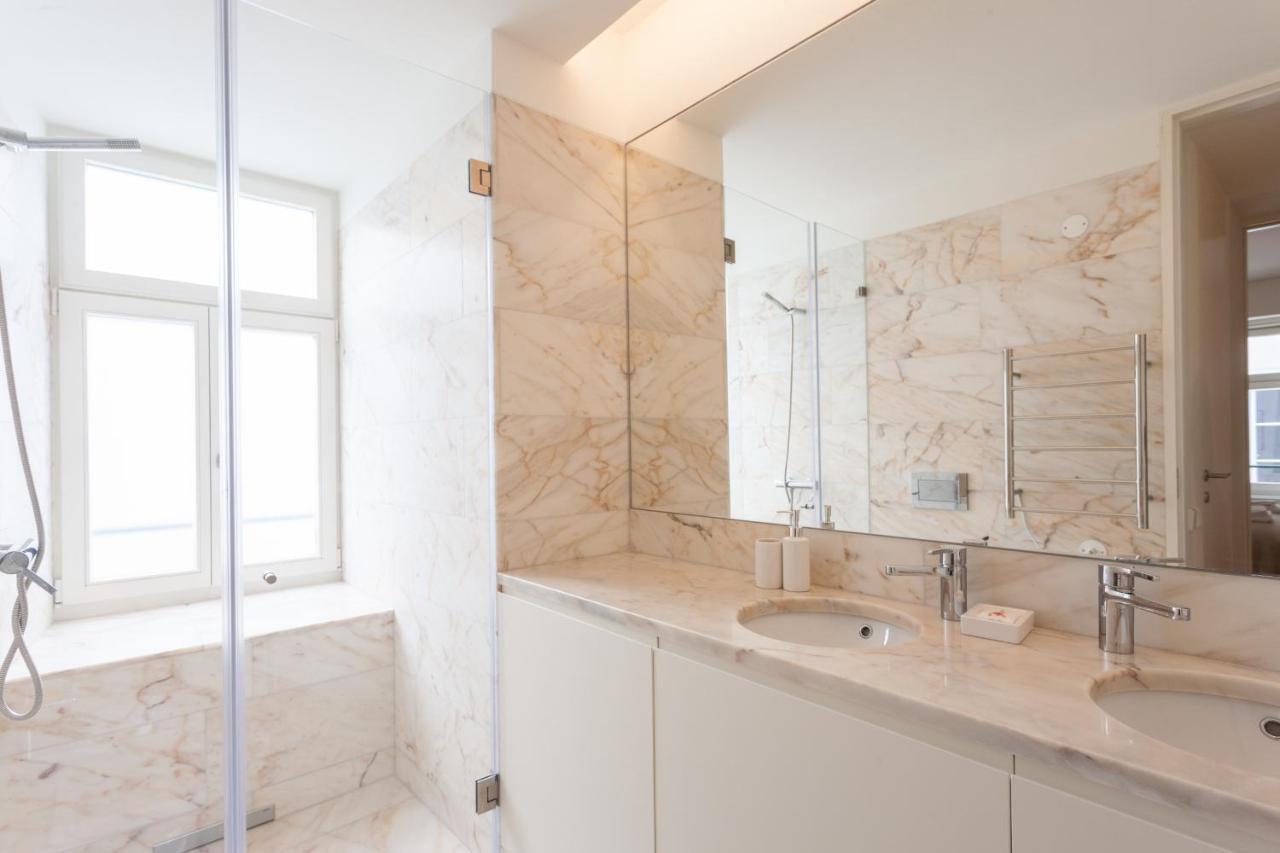 Flh Chiado Central Flat Lisbon Exterior photo